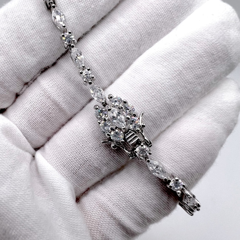 Sterling 8” Marquise & Round Cz Bracelet - Picture 4 of 17